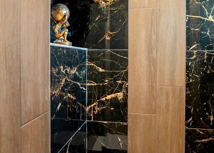 Elite Place Apartment *